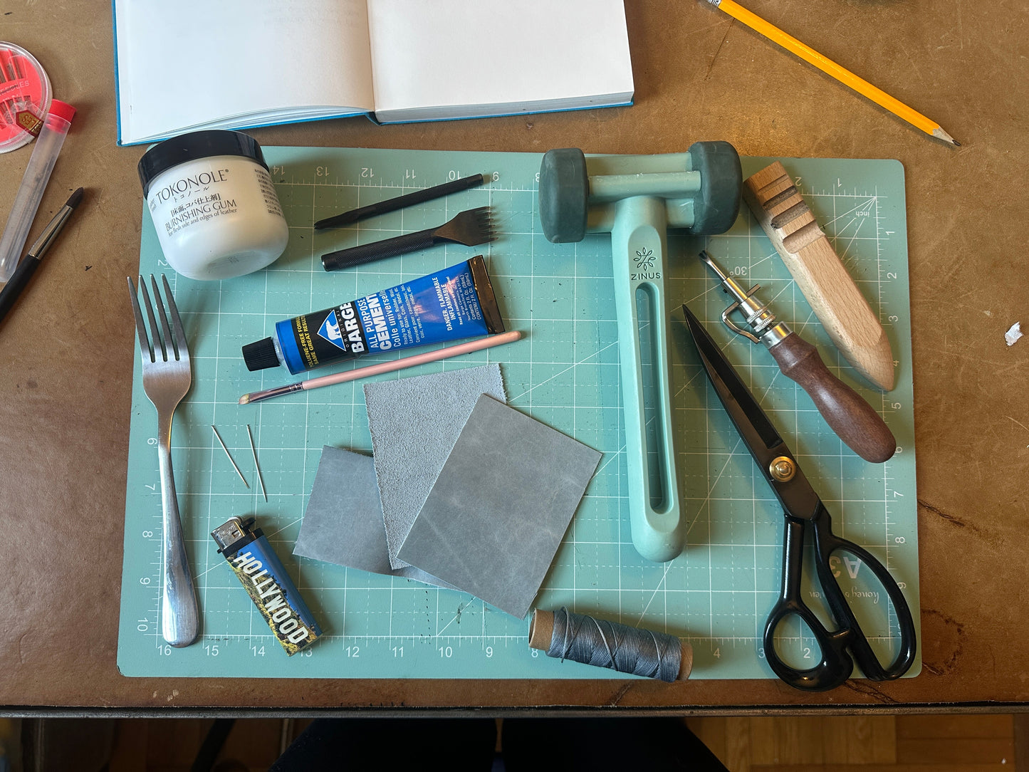leather card holder